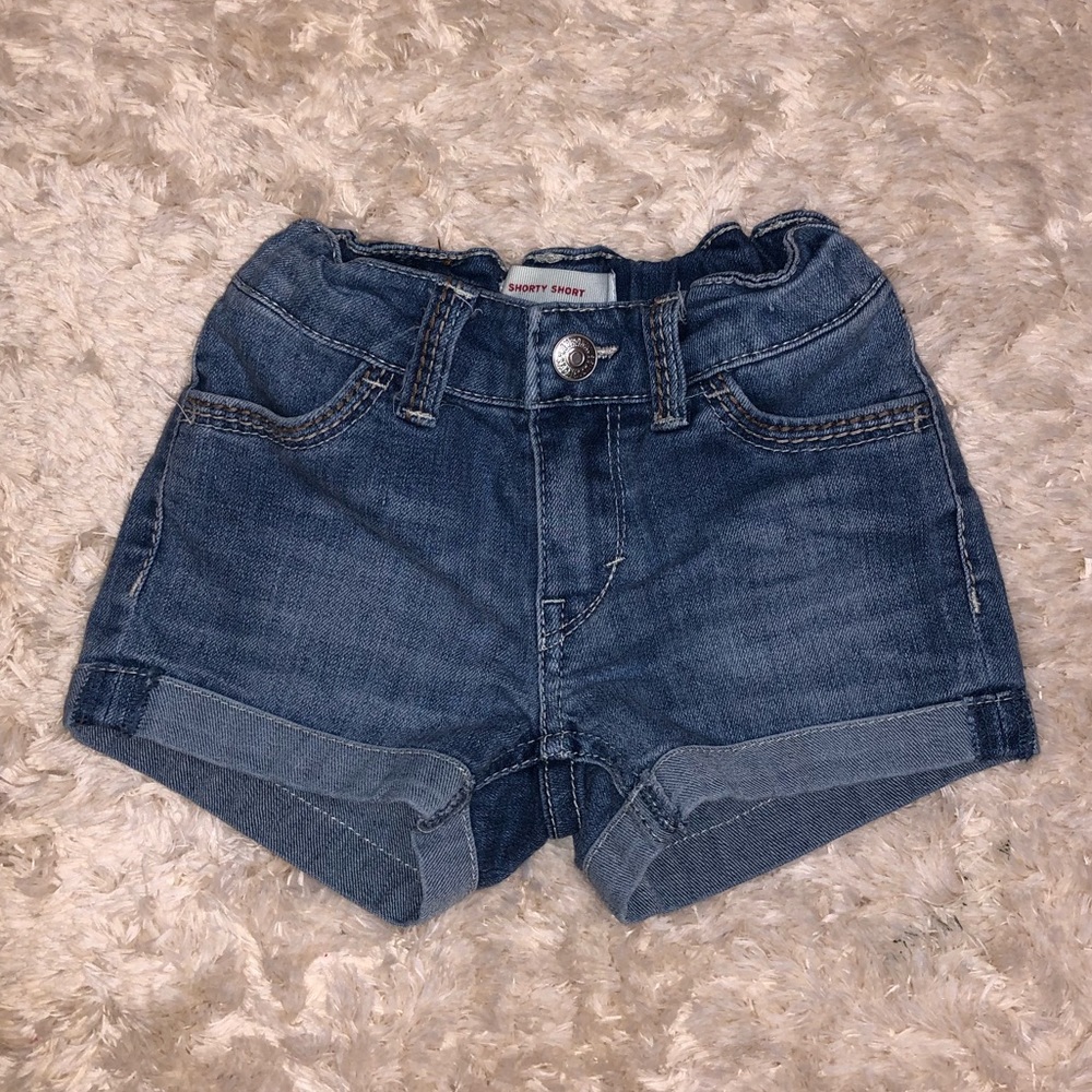 Levi’s shorts